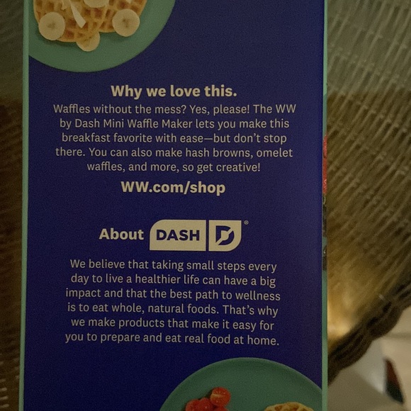 NIB Dash Mini Waffle Maker - Picture 4 of 4